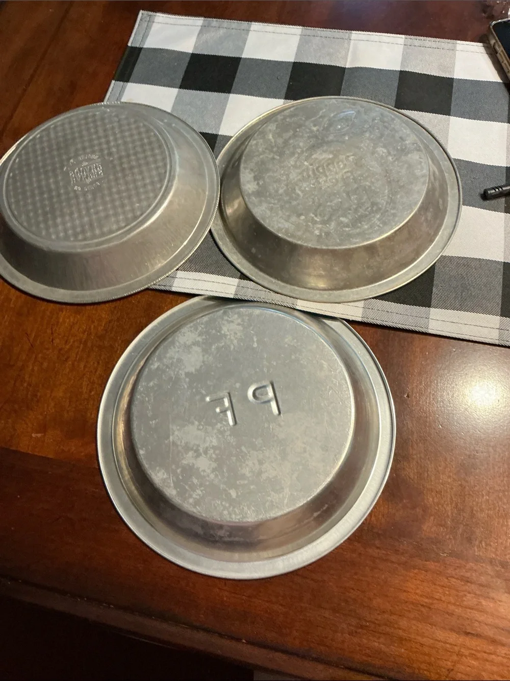 Three vintage Aluminum Pie Pans, Bakers Square, and two Poppin  Fresh